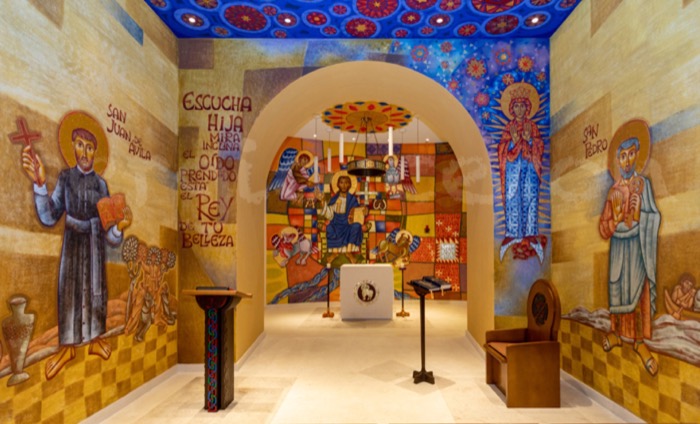 Residência São Pedro — Decoração da Capela · Madrid (Espanha), imagem 3